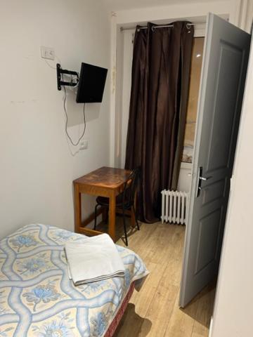 Eenpersoonskamer met Gedeelde Badkamer
